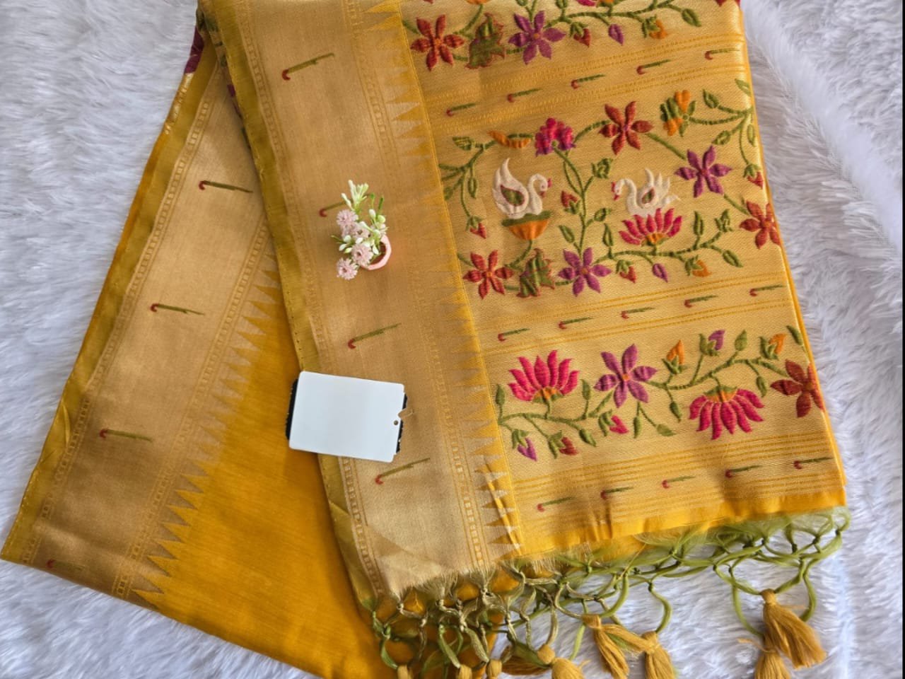 2026/06/1001251068.jpg Jamdani Silk Saree with Muniya Border & Paithani Pallu - Image 1