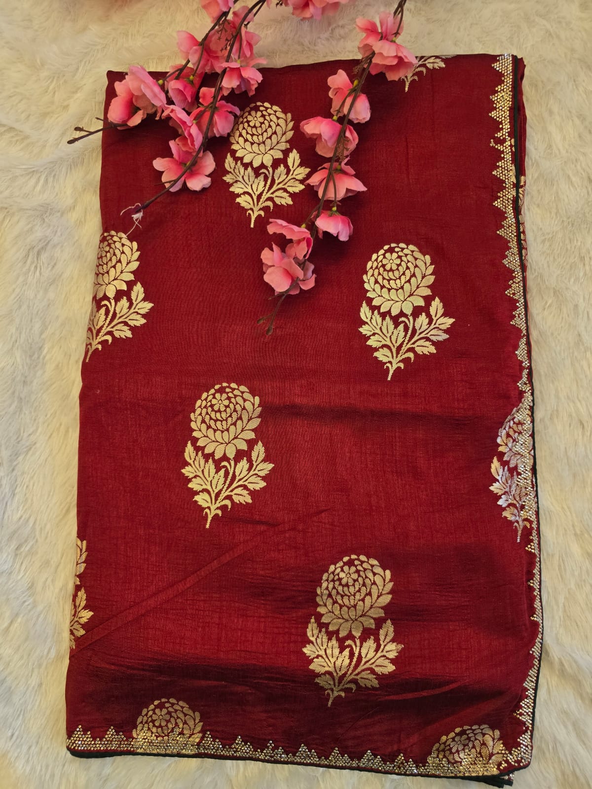 2bb02ff4-8aa9-4125-a2e4-26e4e1830f4b Dolla Soft Zarkar Border Saree 11 - Image 1