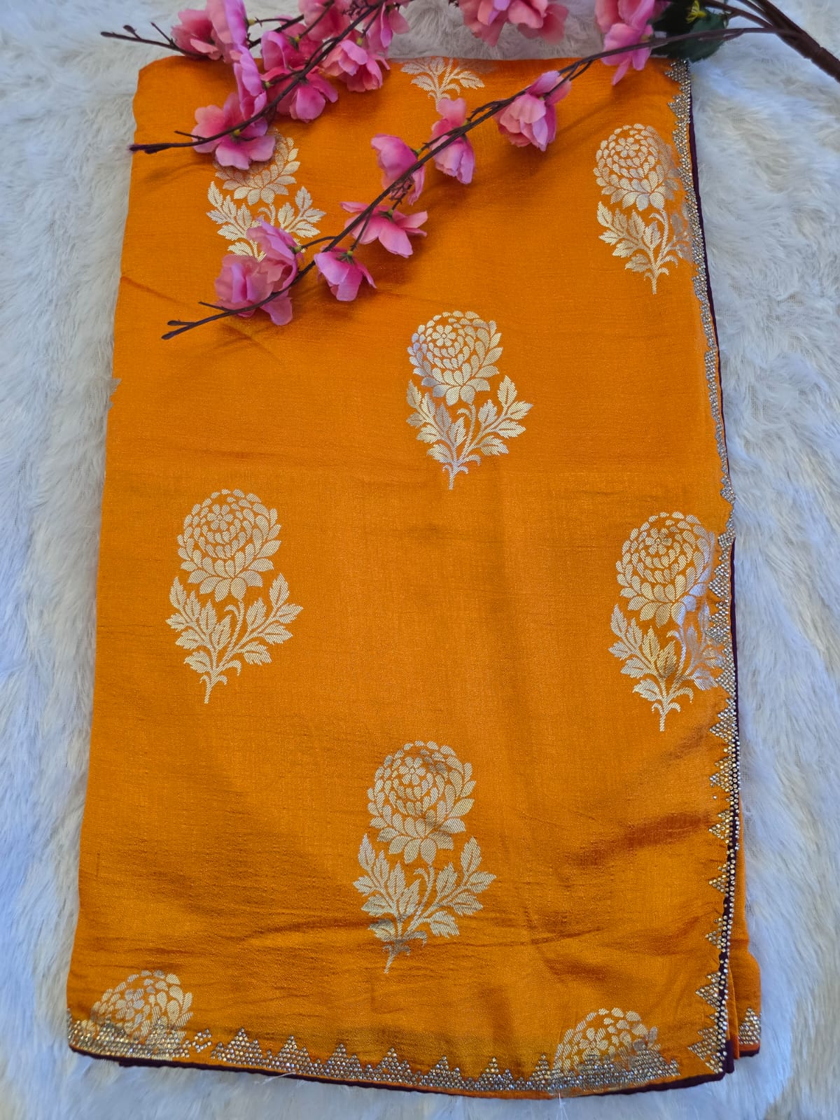 3a17c93d-b824-4396-a8d8-b1c37417b2d0 Dolla Soft Zarkar Border Saree 10 - Image 1