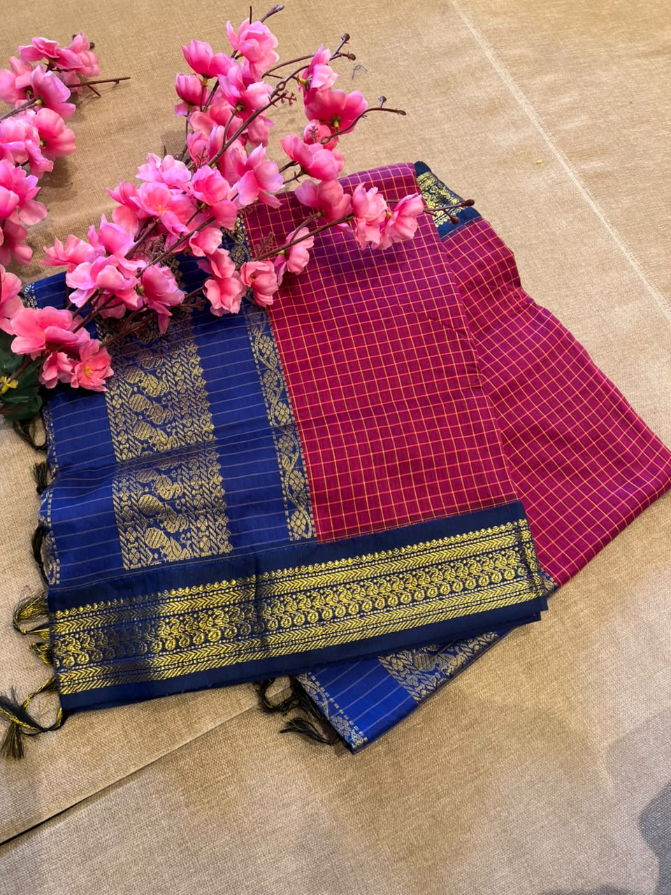 WhatsApp Image 2026-06-08 at 2.47.37 AM (2) Checks Kalyani Gadwal - Pink - Image 1