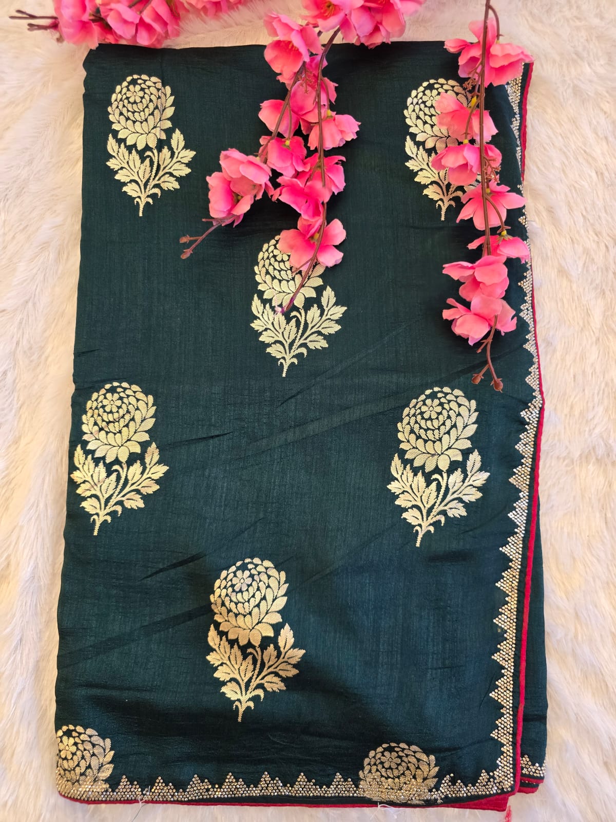 edfb471f-96a2-4dec-b4cf-1435d05eacd8 Dolla Soft Zarkar Border Saree 6 - Image 1